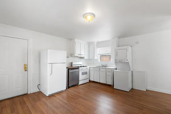 $2,195 | 138 Line Street, Unit 3, Charleston, SC 29403