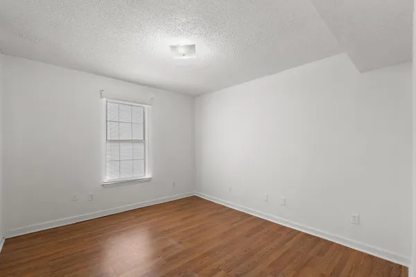 $2,195 | 138 Line Street, Unit 3, Charleston, SC 29403