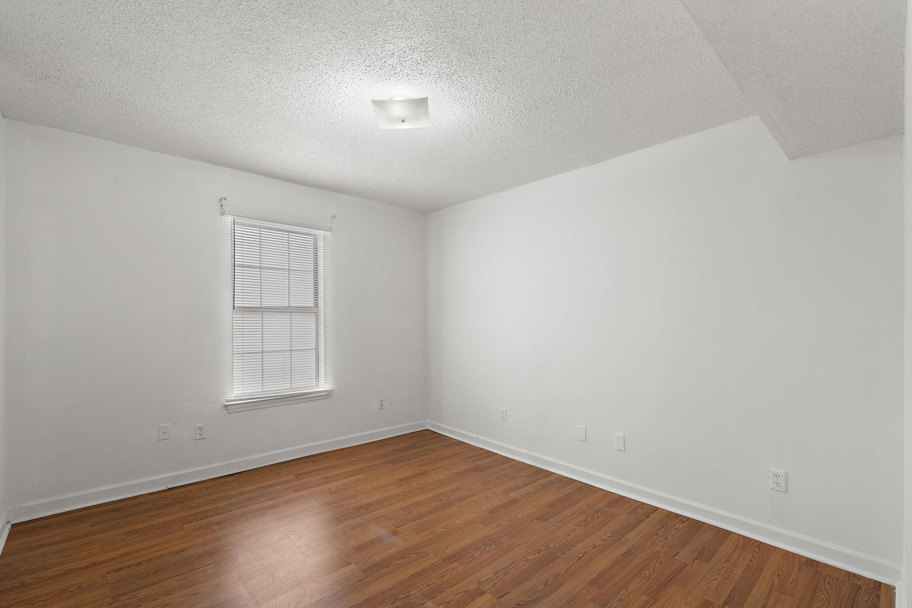 138 Line Street, Unit 3 Charleston, SC 29403 - Photo 5 of 7 BN0A3234