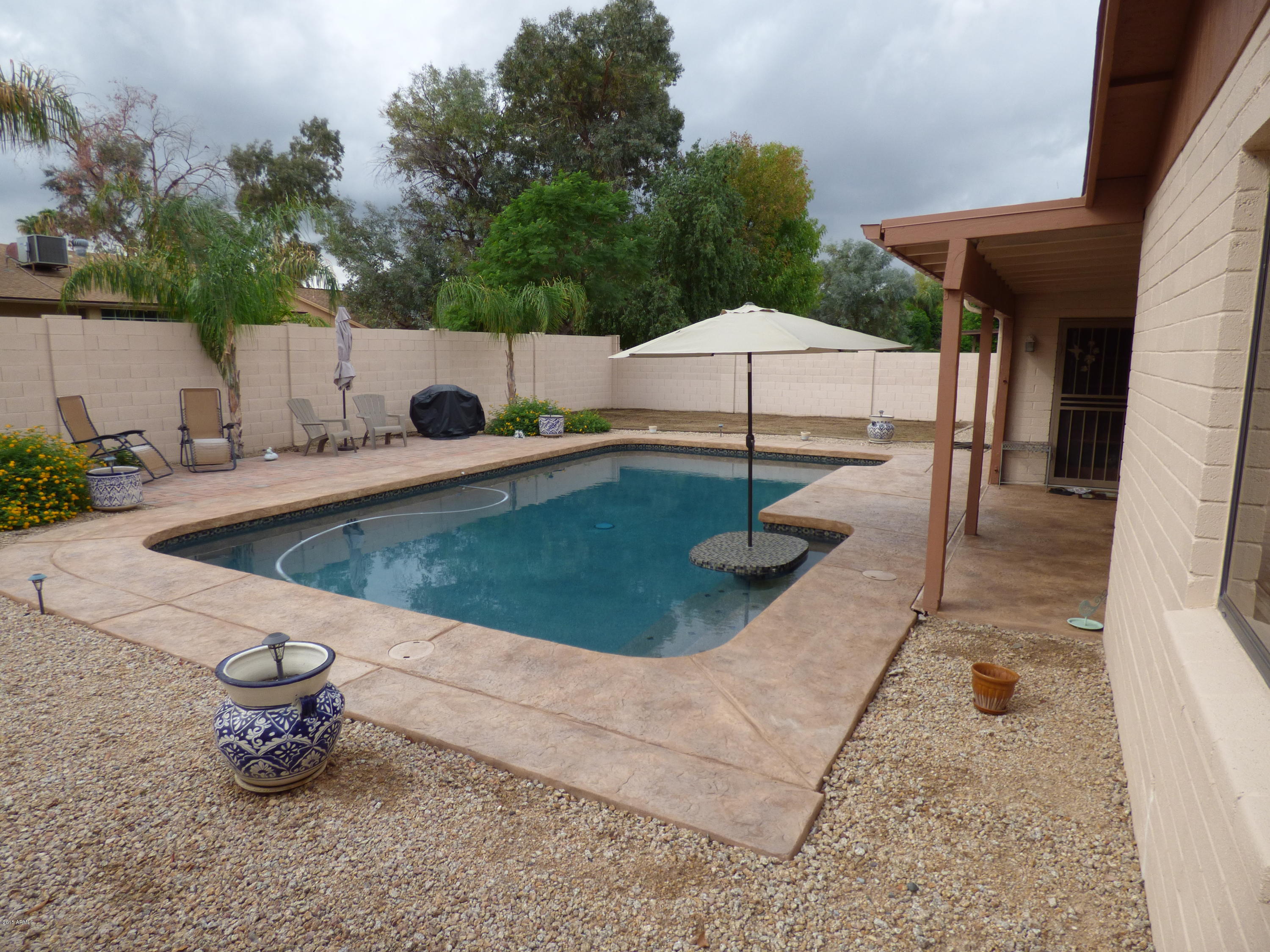 2409 West Hearn Road Phoenix, AZ 85023 - Photo 26 of 29 014