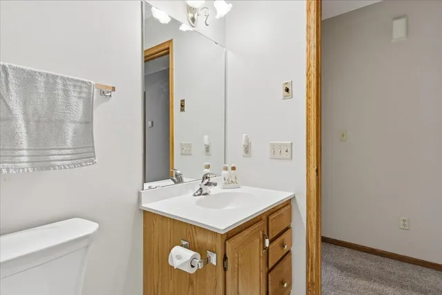 $329,900 | 1079 South Pointe Drive, Hastings, MN 55033