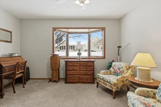 $329,900 | 1079 South Pointe Drive, Hastings, MN 55033