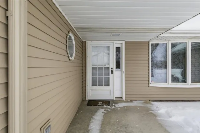 $329,900 | 1079 South Pointe Drive, Hastings, MN 55033