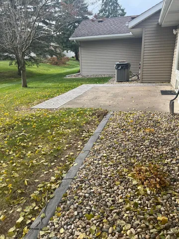 $329,900 | 1079 South Pointe Drive, Hastings, MN 55033