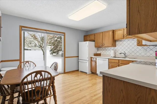 $329,900 | 1079 South Pointe Drive, Hastings, MN 55033