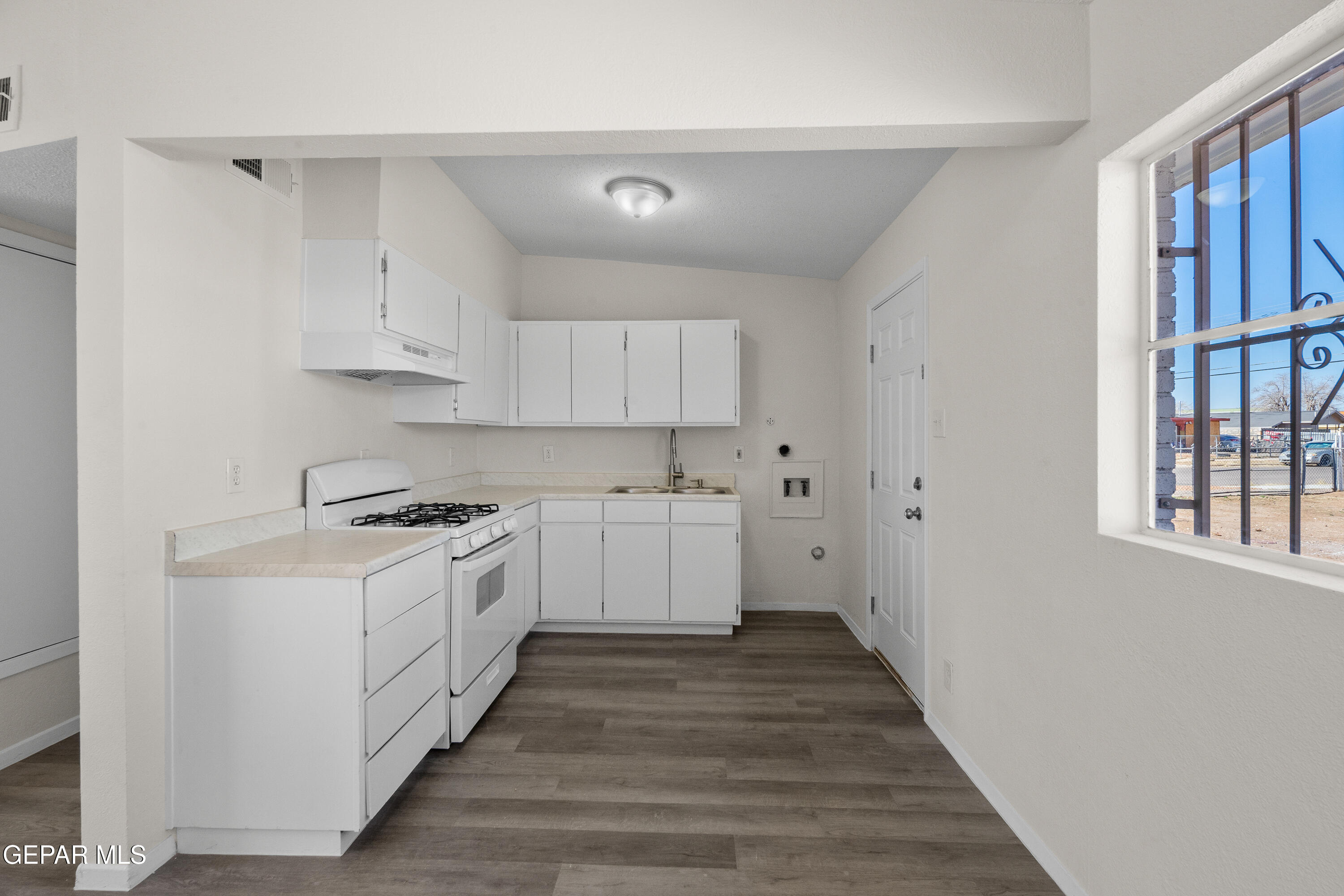 5101 Rutherford Drive El Paso, TX 79924 - Photo 8 of 21 untitled-8