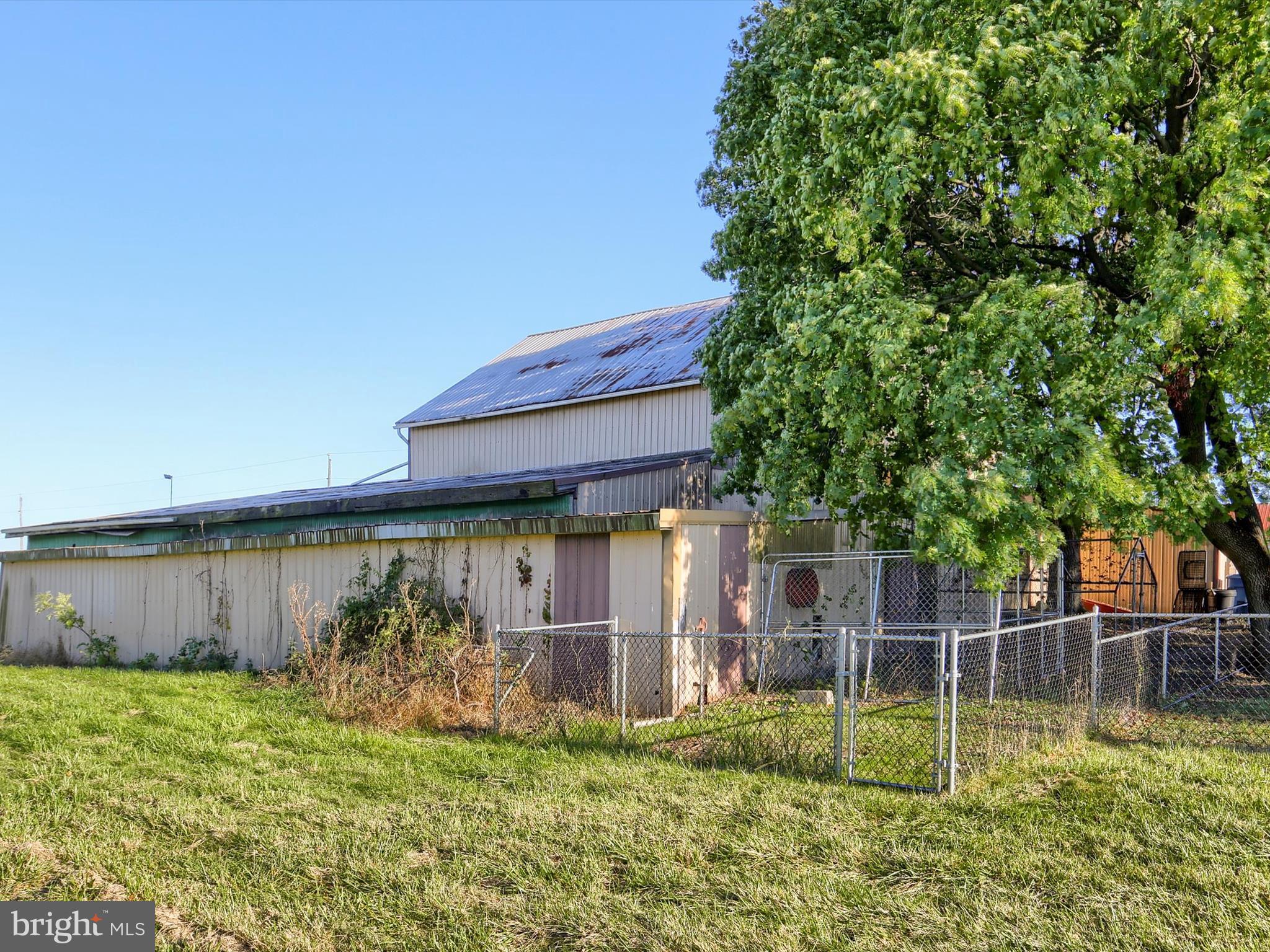 1014 Pondtown Road Dillsburg, PA 17019 - Photo 28 of 44