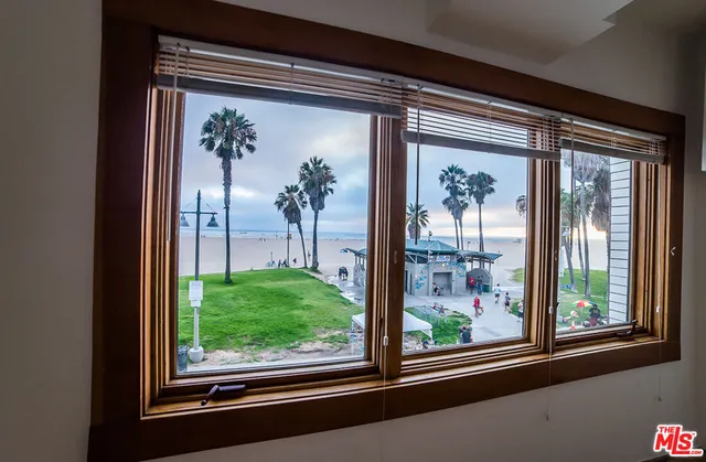 $6,250 | 8 Brooks Avenue, Unit 17, Venice, CA 90291