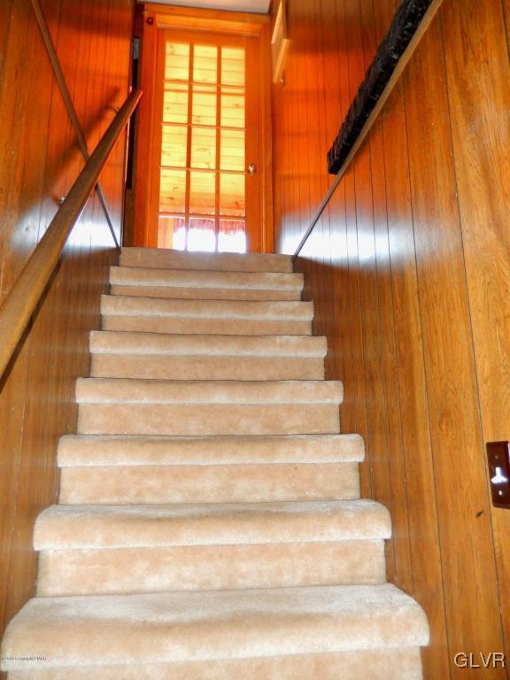 6122 Decker Road Bushkill, PA 18324 - Photo 21 of 33 a view of entryway