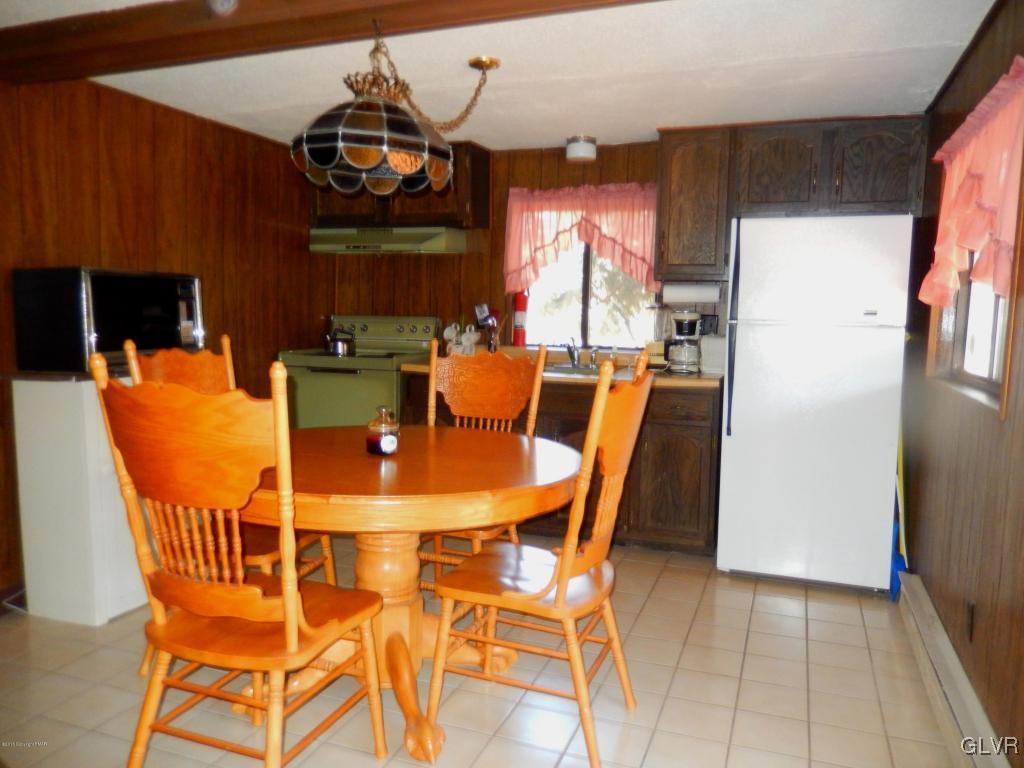 6122 Decker Road Bushkill, PA 18324 - Photo 5 of 33 a dining room with furniture and window