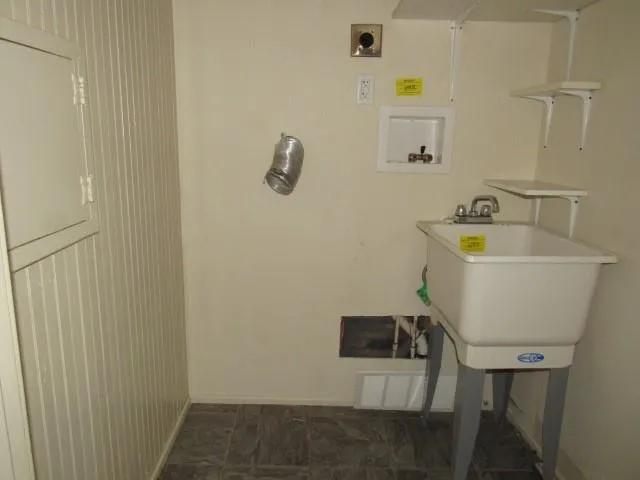 $95,000 | 206 Lookout Avenue, Charleroi, PA 15022