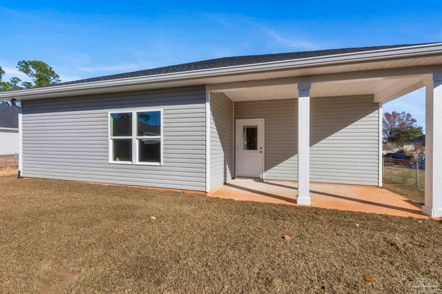 a view of a house with a garage