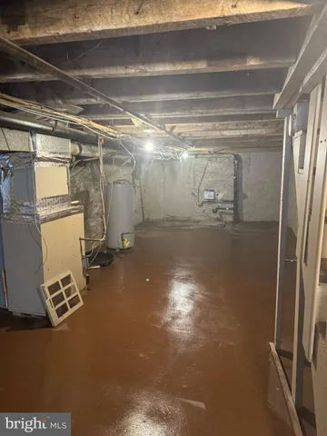 a view of a storage & utility room