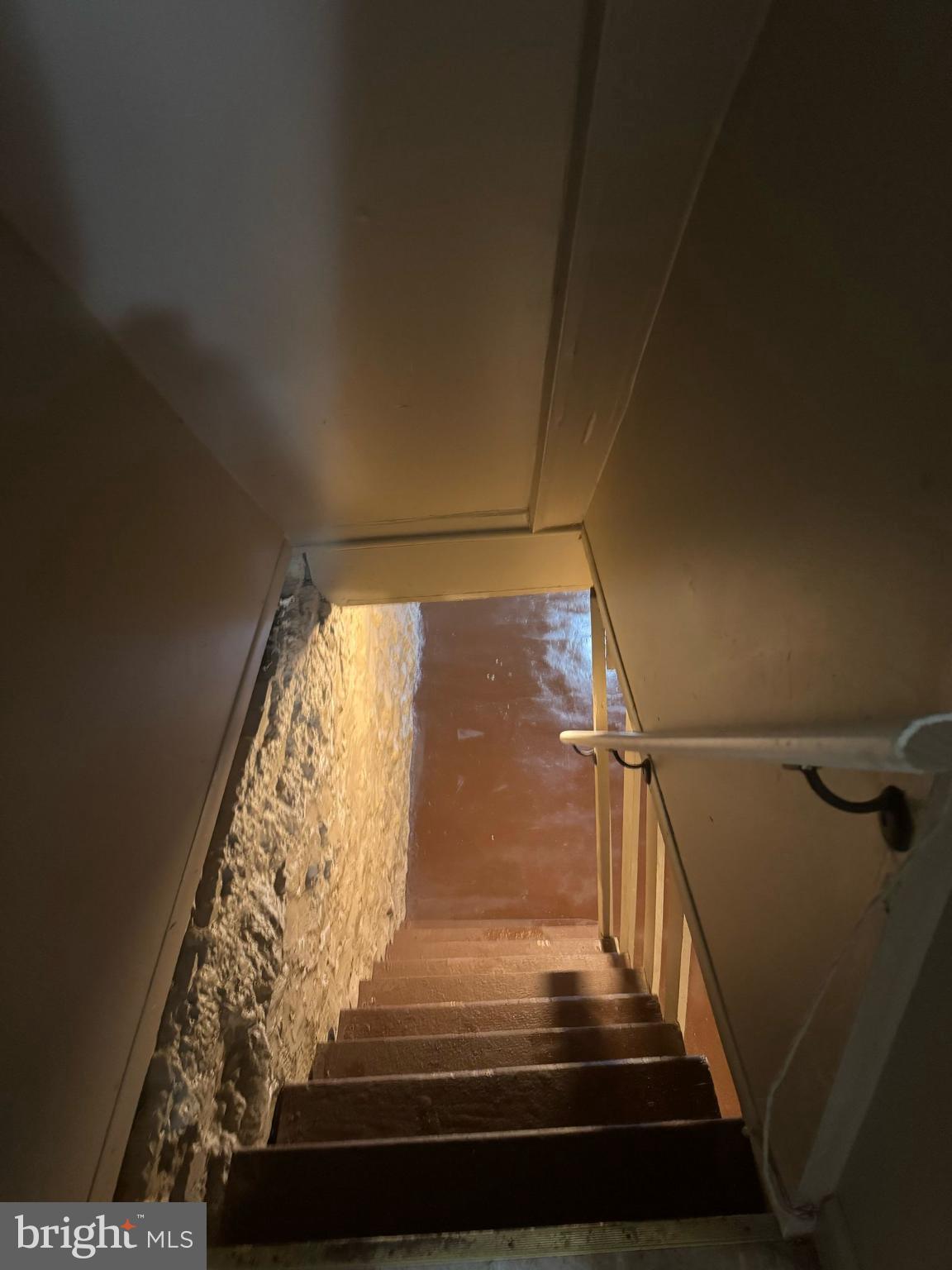 606 North Dukeland Street Baltimore, MD 21216 - Photo 5 of 11 a view of entryway