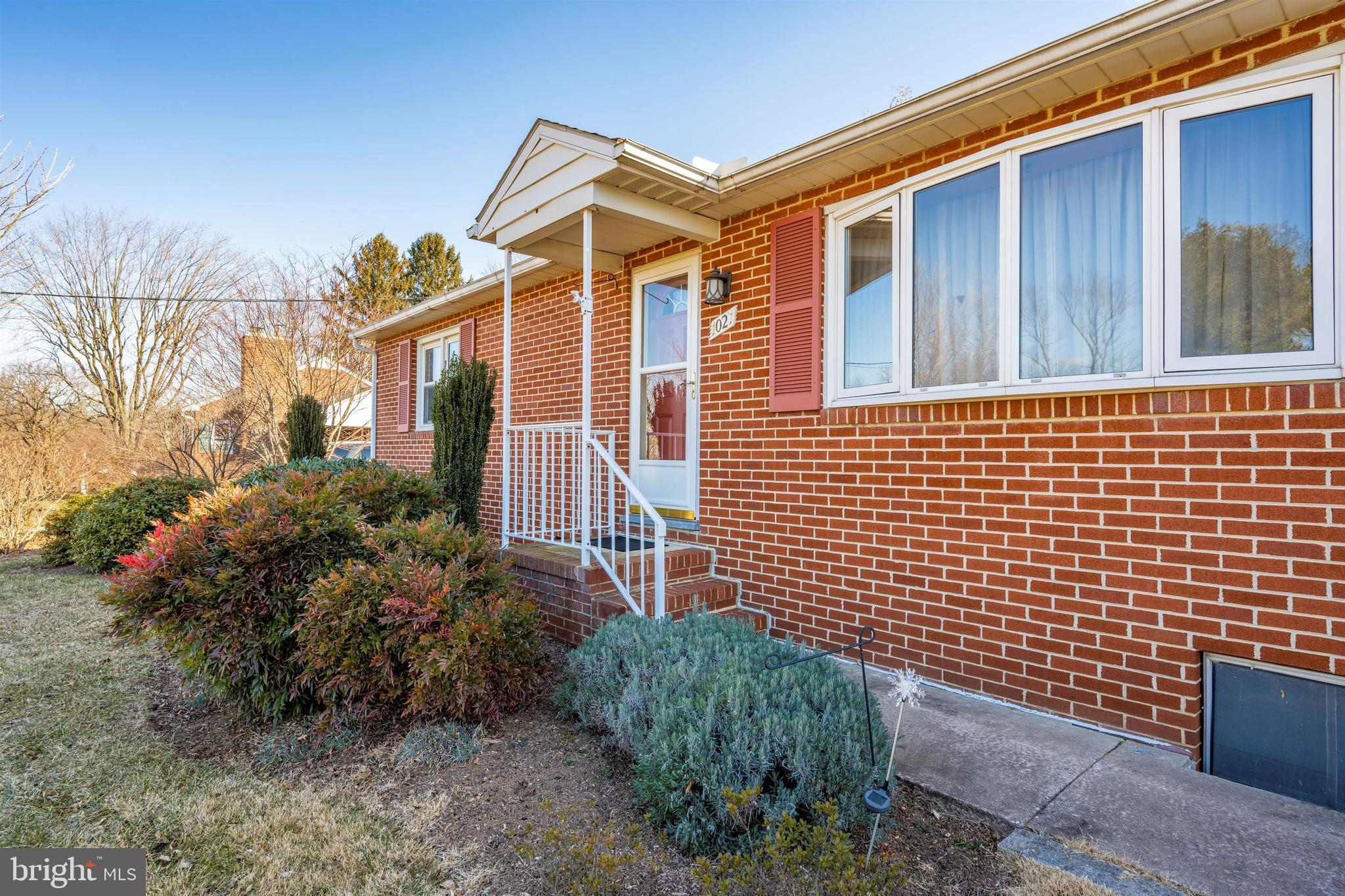 1021 Valen Road Westminster, MD 21157 - Photo 2 of 46 Gallery Image 2