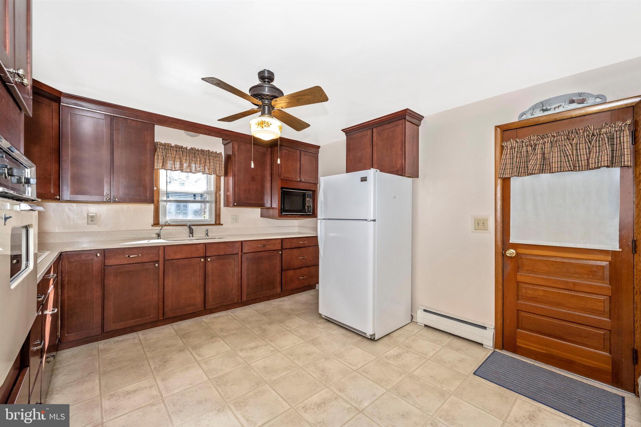 1021 Valen Road Westminster, MD 21157 - Photo 10 of 46 Gallery Image 10