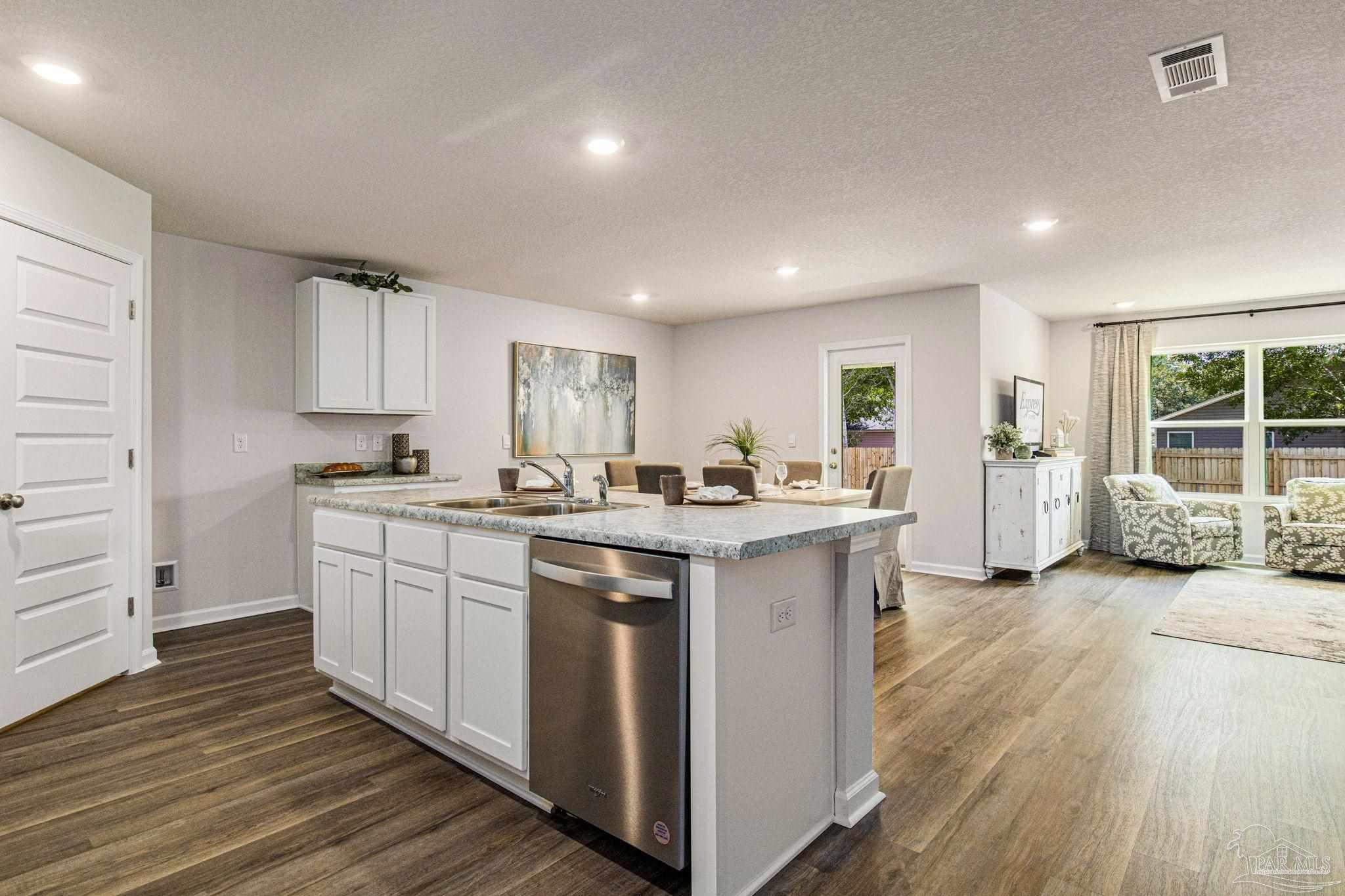 4358 Redbay Court Pace, FL 32571 - Photo 7 of 27