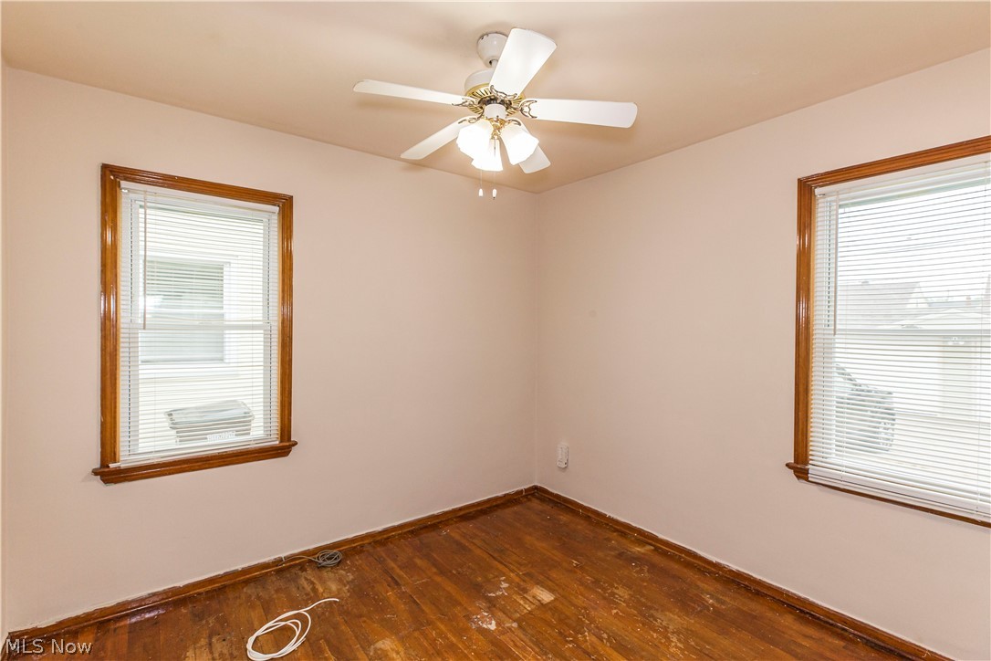 6203 Snow Road Parma, OH 44129 - Photo 13 of 29