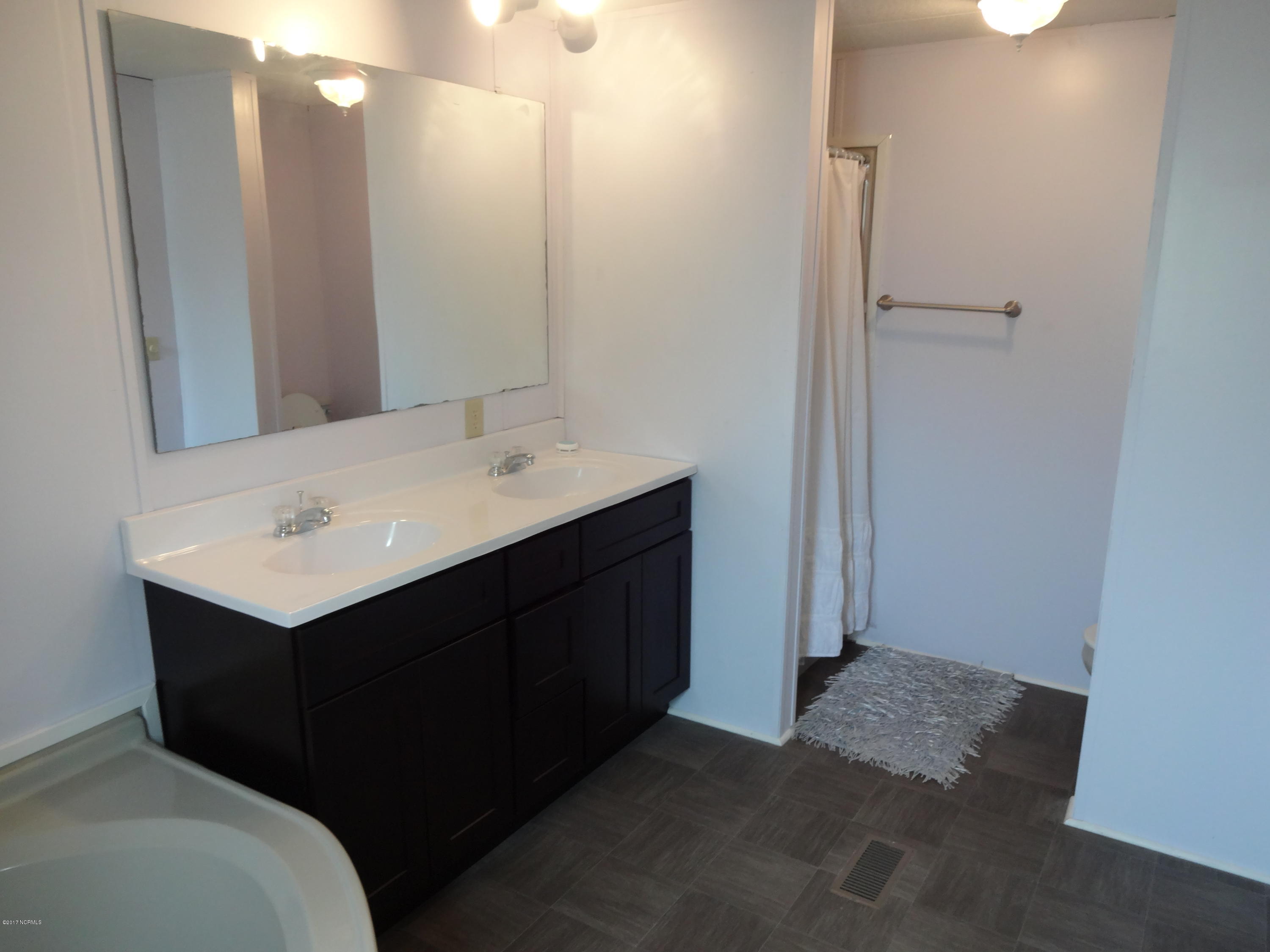 96 Remington Road Rocky Point, NC 28457 - Photo 10 of 25 DSC08948