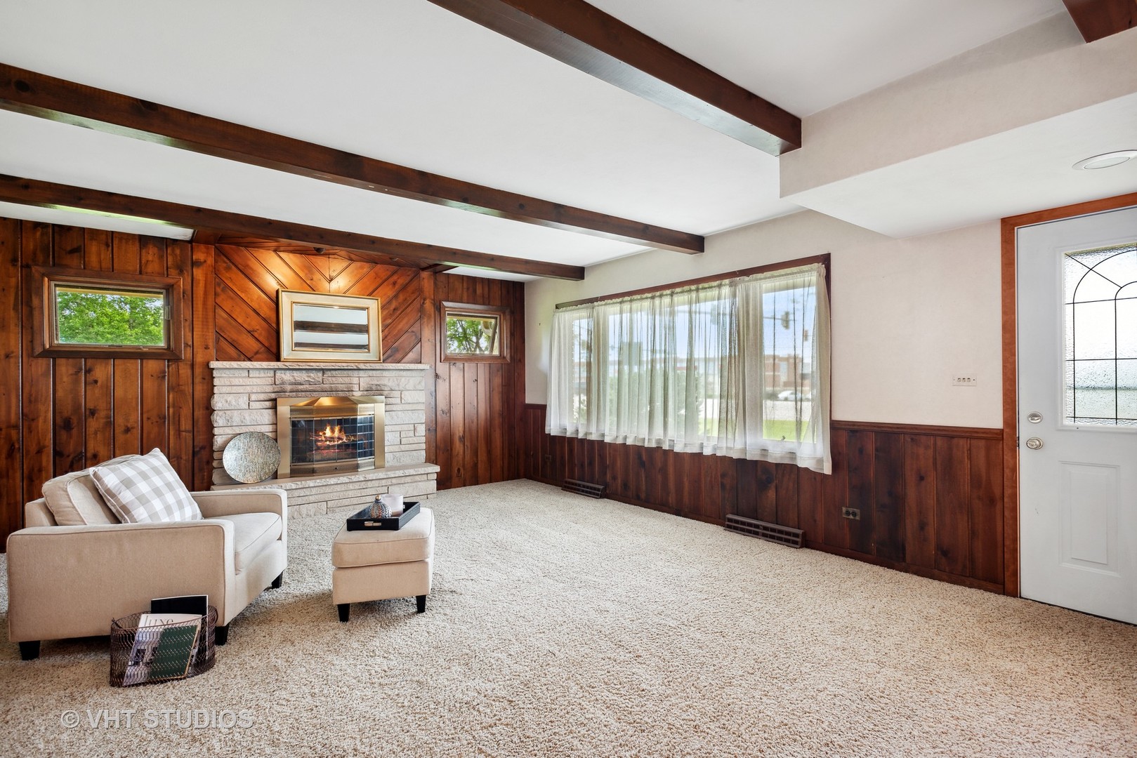 36W930 Bowes Road Elgin, IL 60124 - Photo 7 of 38 a living room with furniture and a floor to ceiling window