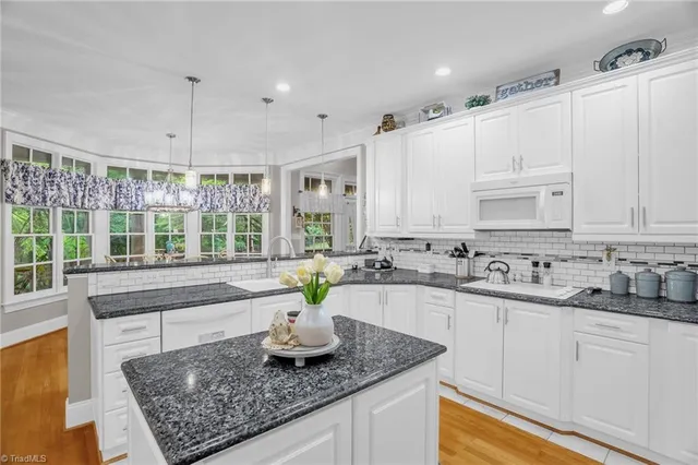 $959,900 | 7672 Crossing Ridge Drive, Belews Creek, NC 27009