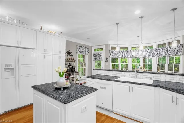 $959,900 | 7672 Crossing Ridge Drive, Belews Creek, NC 27009