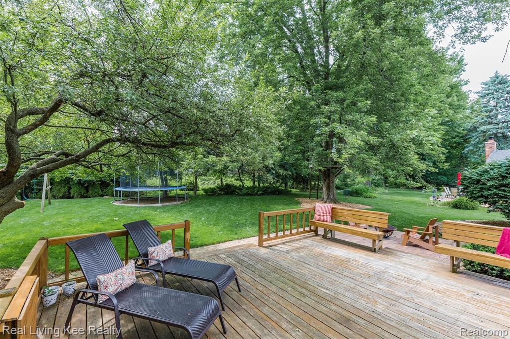 440 Lake Forest Road Rochester Hills, MI 48309 - Photo 30 of 32