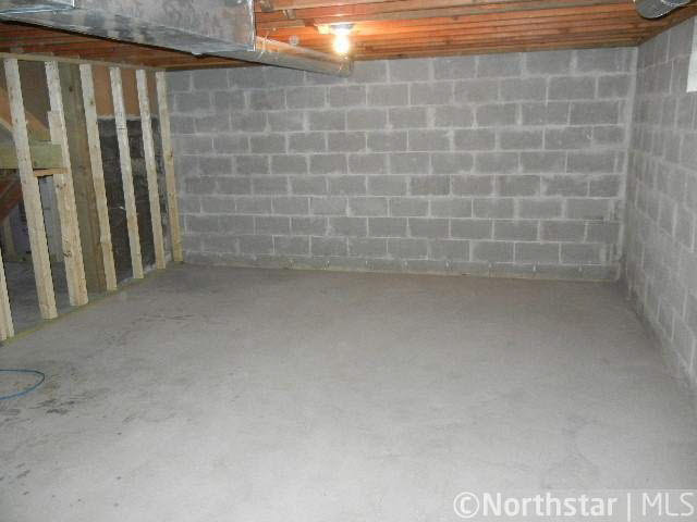 4757 Northeast 2nd Street Fridley, MN 55421 - Photo 15 of 18 Gallery Image 15