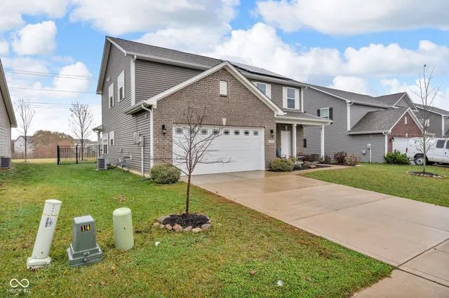 $349,900 | 2779 Anchusa Drive, Plainfield, IN 46168