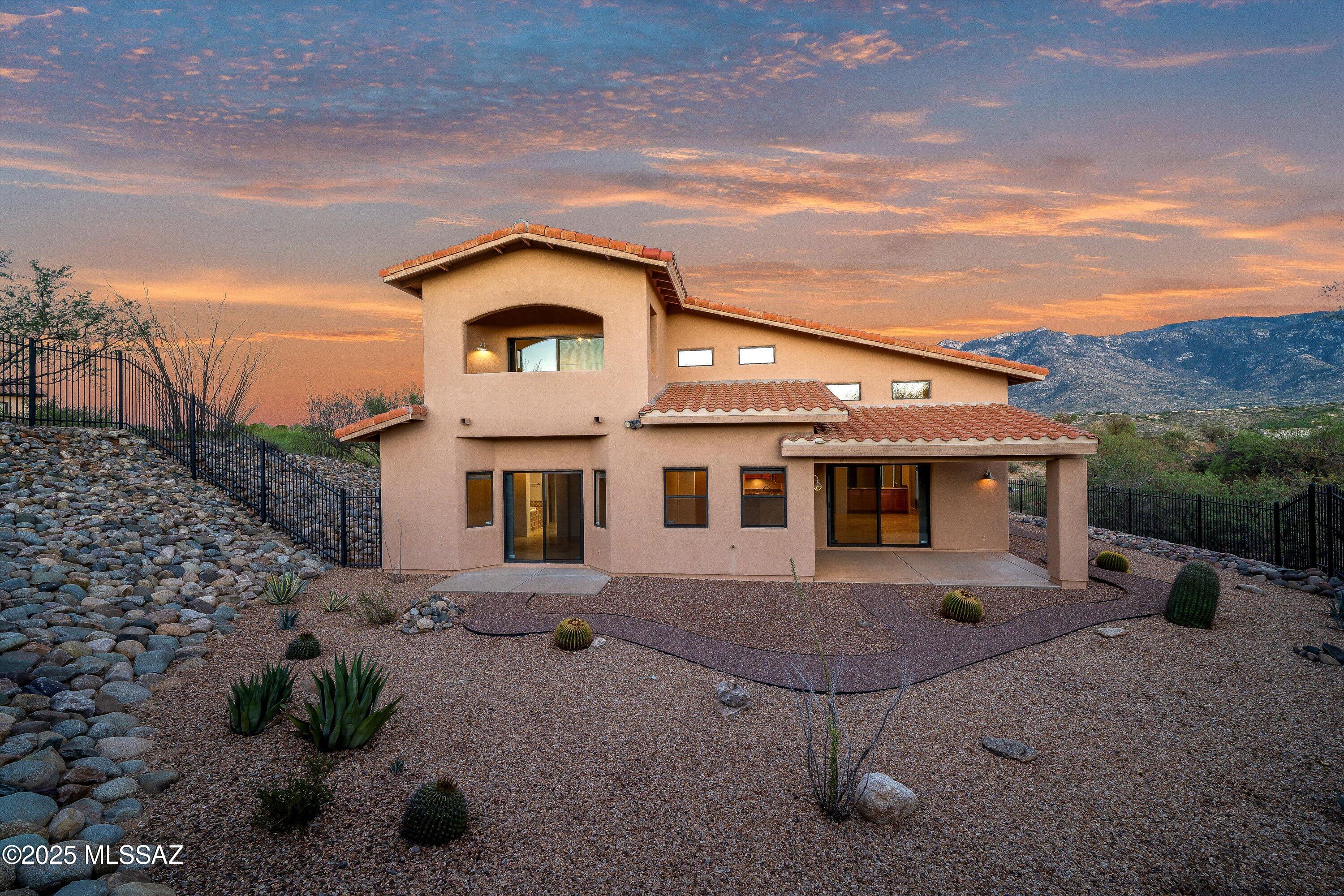 16131 North Meadowcrest Road Tucson, AZ 85739 - Photo 3 of 52 Gallery Image 3
