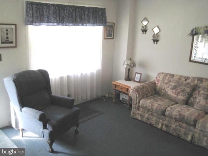 2248 Southorn Road Middle River, MD 21220 - Photo 19 of 21 a living room with furniture and a window