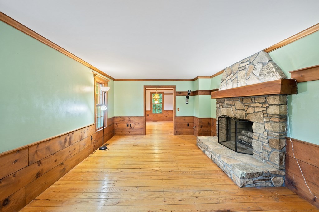 159 Mendon Road Northbridge, MA 01534 - Photo 7 of 42 Gallery Image 7