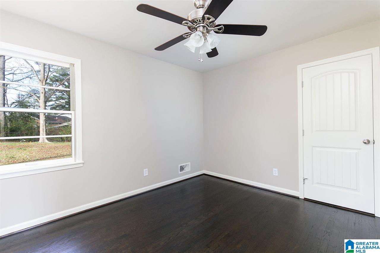 536 Rollingwood Road Birmingham, AL 35235 - Photo 12 of 30