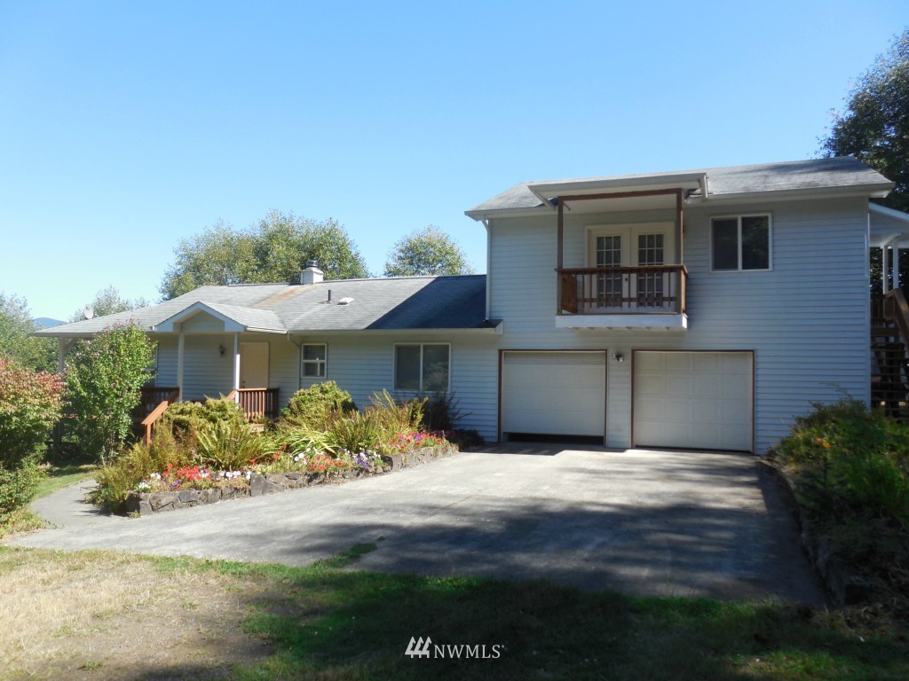 244 Elochoman Valley Road Cathlamet, WA 98612 - Photo 2 of 24 Gallery Image 2