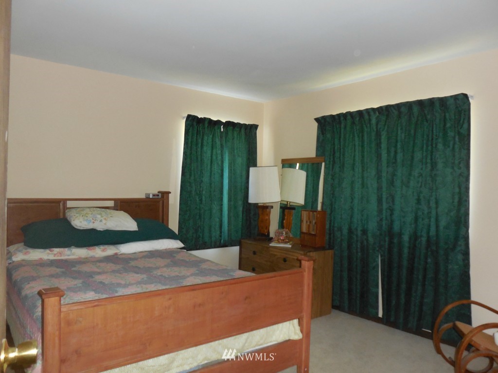 244 Elochoman Valley Road Cathlamet, WA 98612 - Photo 14 of 24 Gallery Image 14