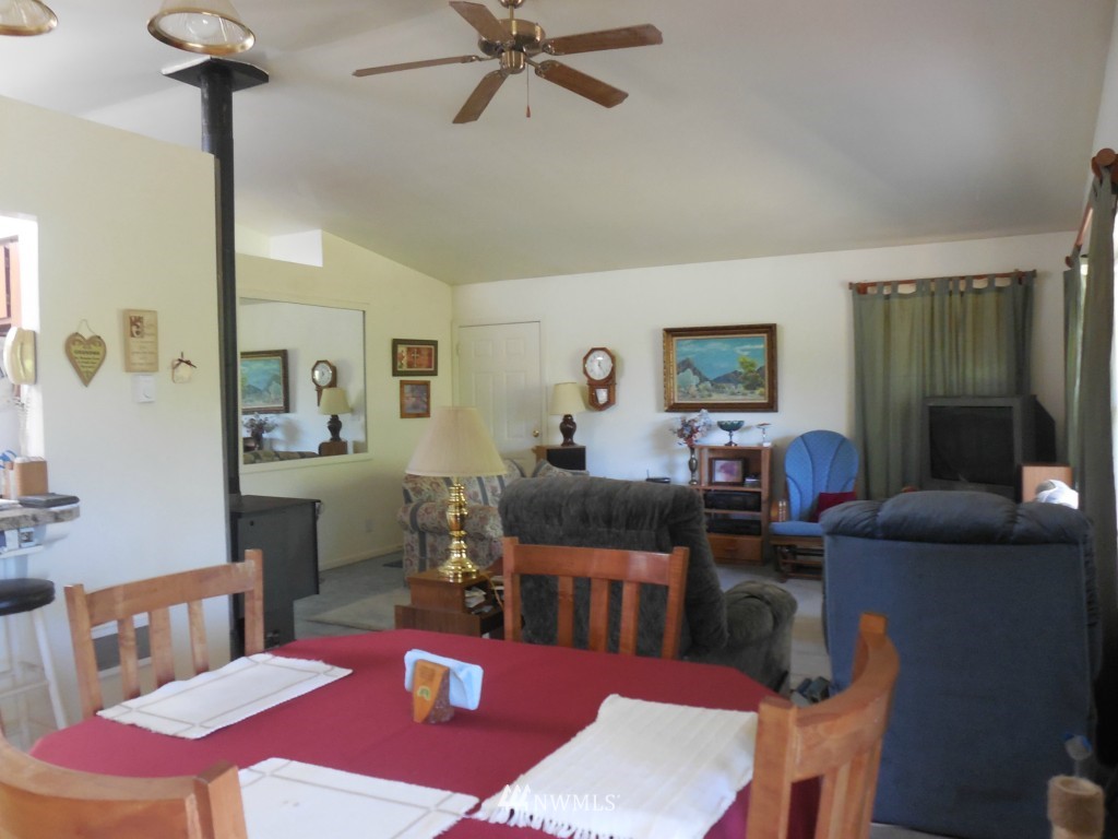 244 Elochoman Valley Road Cathlamet, WA 98612 - Photo 8 of 24 Gallery Image 8