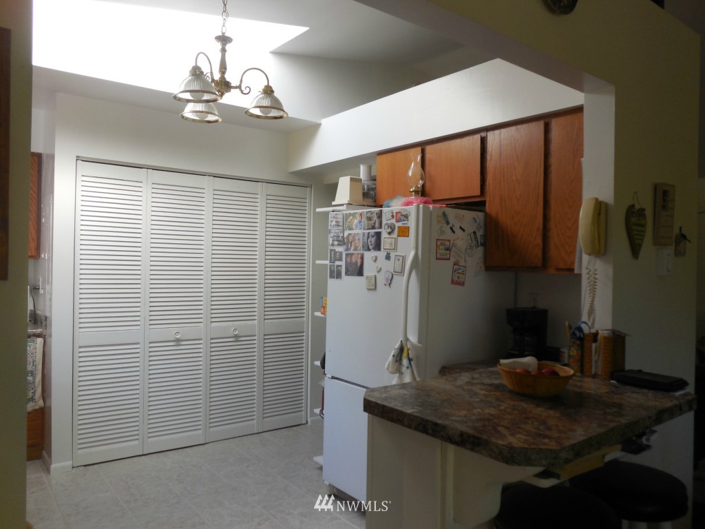 244 Elochoman Valley Road Cathlamet, WA 98612 - Photo 10 of 24 Gallery Image 10