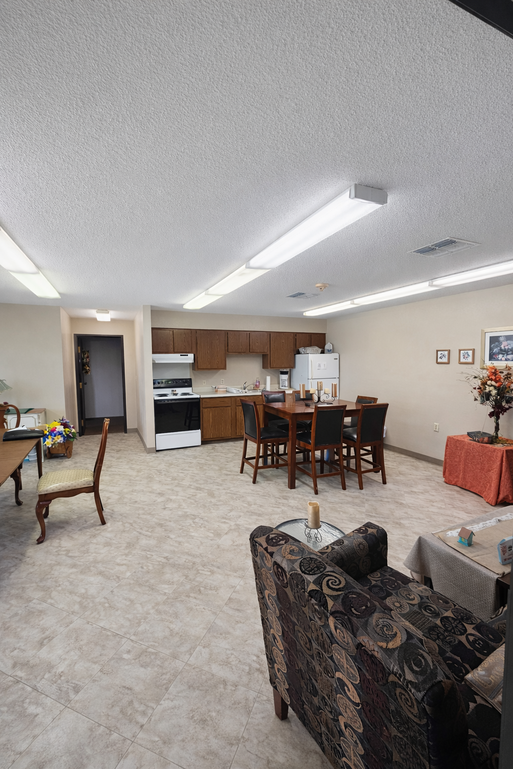 401 Oak Street, Unit 8 Ellsworth, MN 56129 - Photo 8 of 10