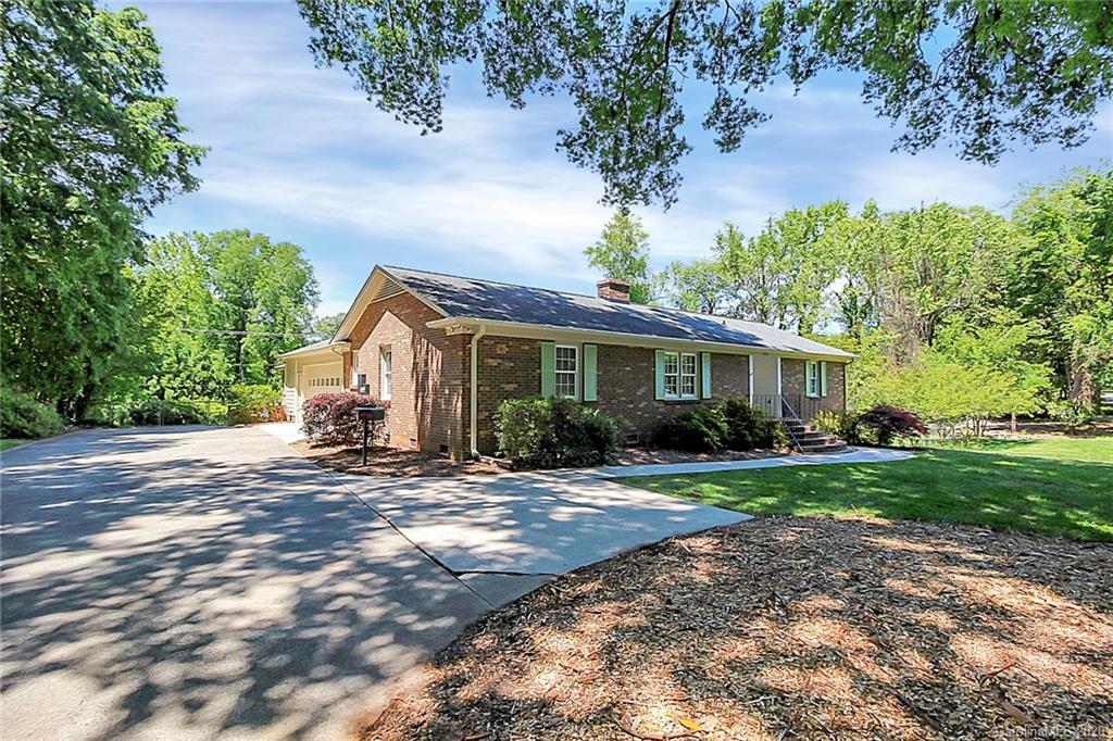 6220 Sharon Road Charlotte, NC 28210 - Photo 35 of 43