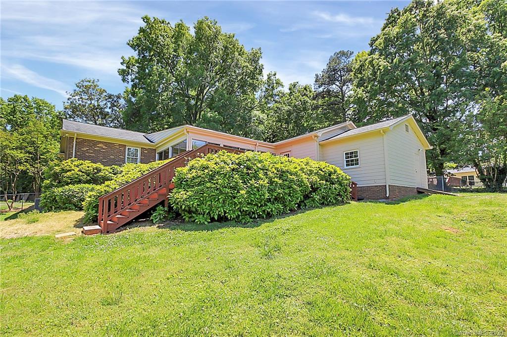 6220 Sharon Road Charlotte, NC 28210 - Photo 38 of 43