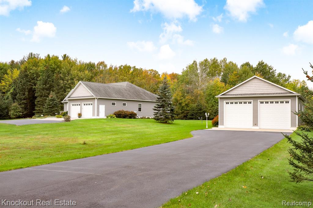 7146 Barkley Road Vassar, MI 48768 - Photo 2 of 3