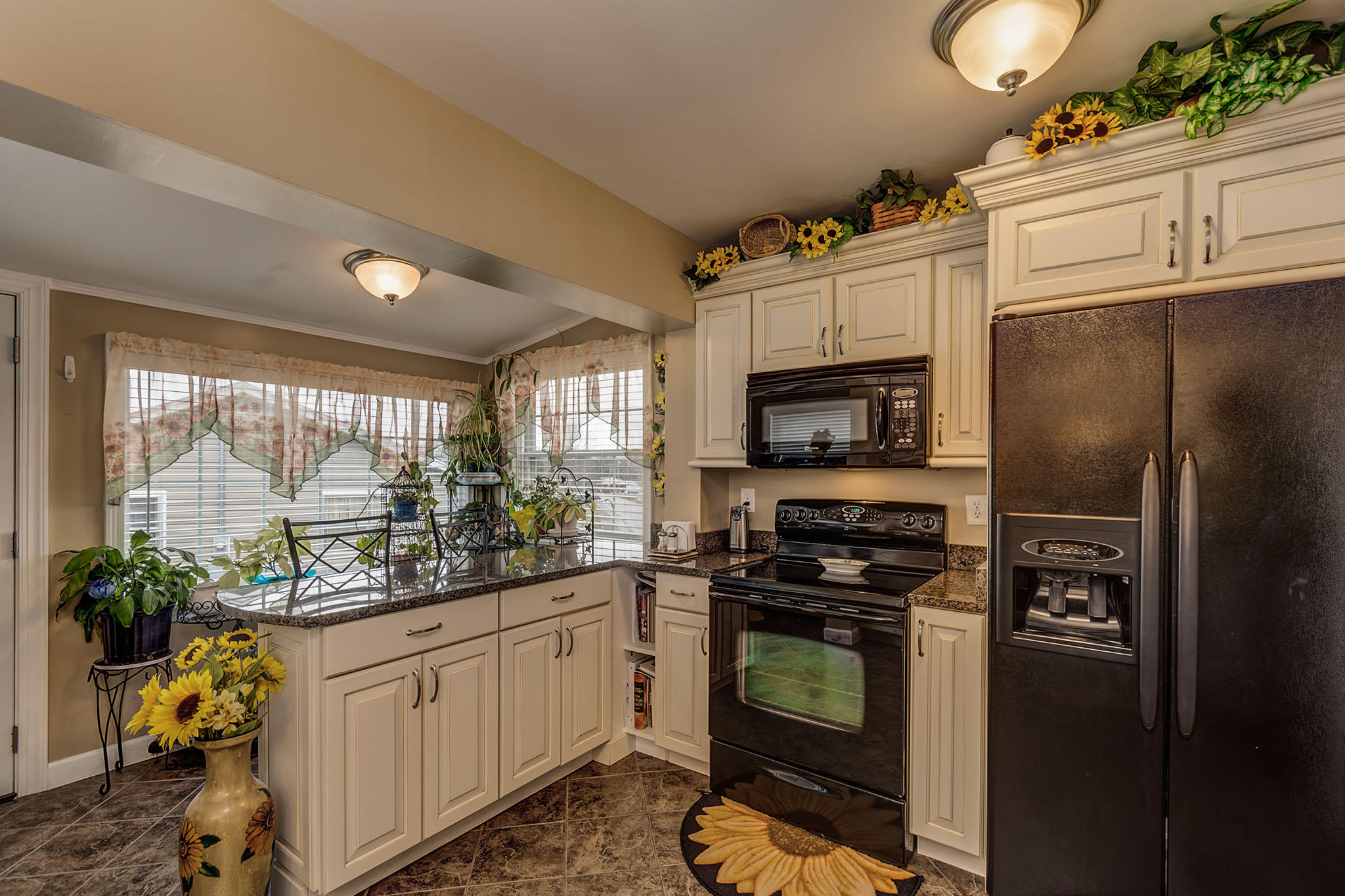 147 North Alabama Road Oak Ridge, TN 37830 - Photo 8 of 20 147_N_Alabama_108