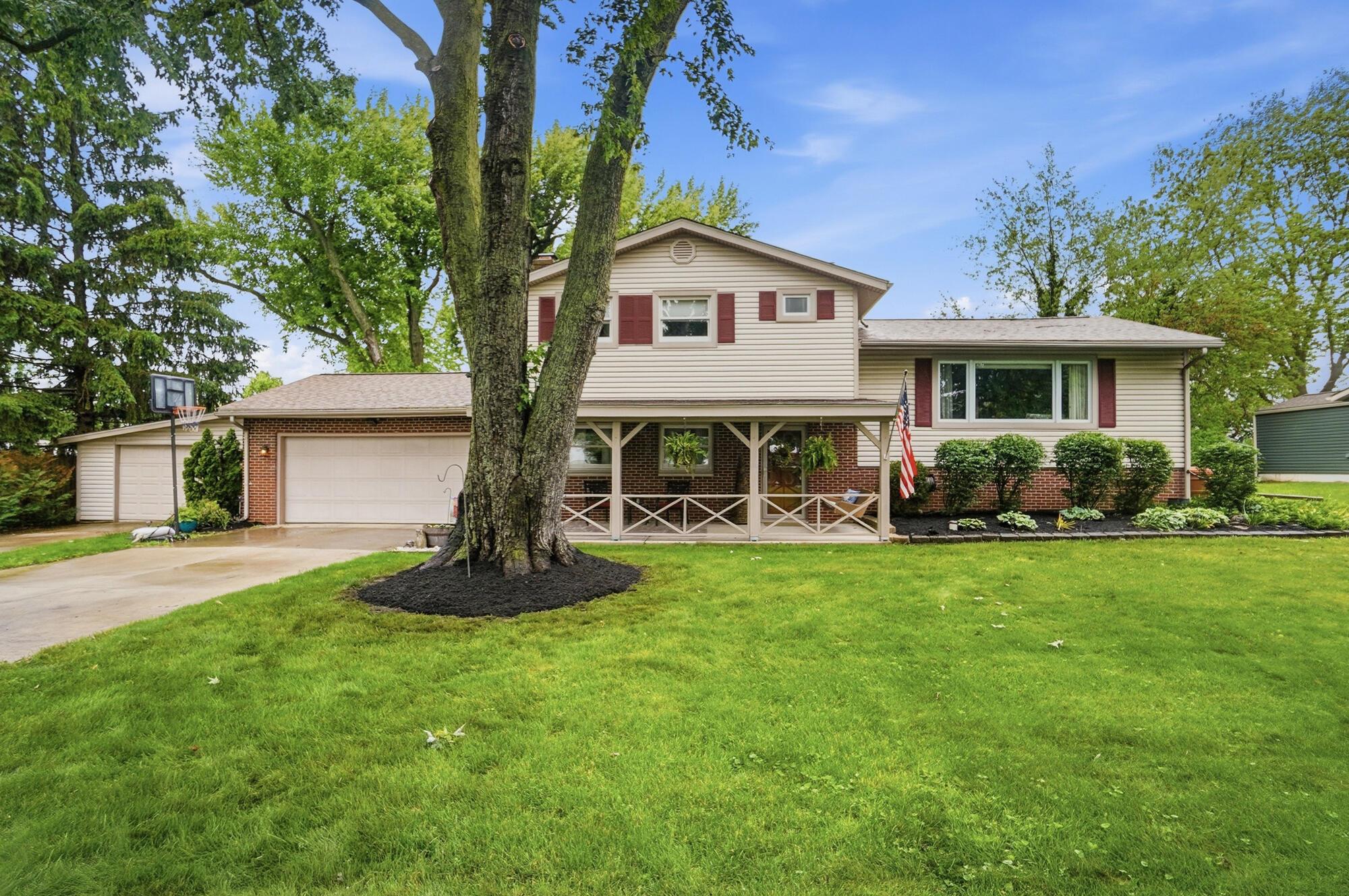 5894 Hall Road Galloway, OH 43119 - Photo 2 of 62 001