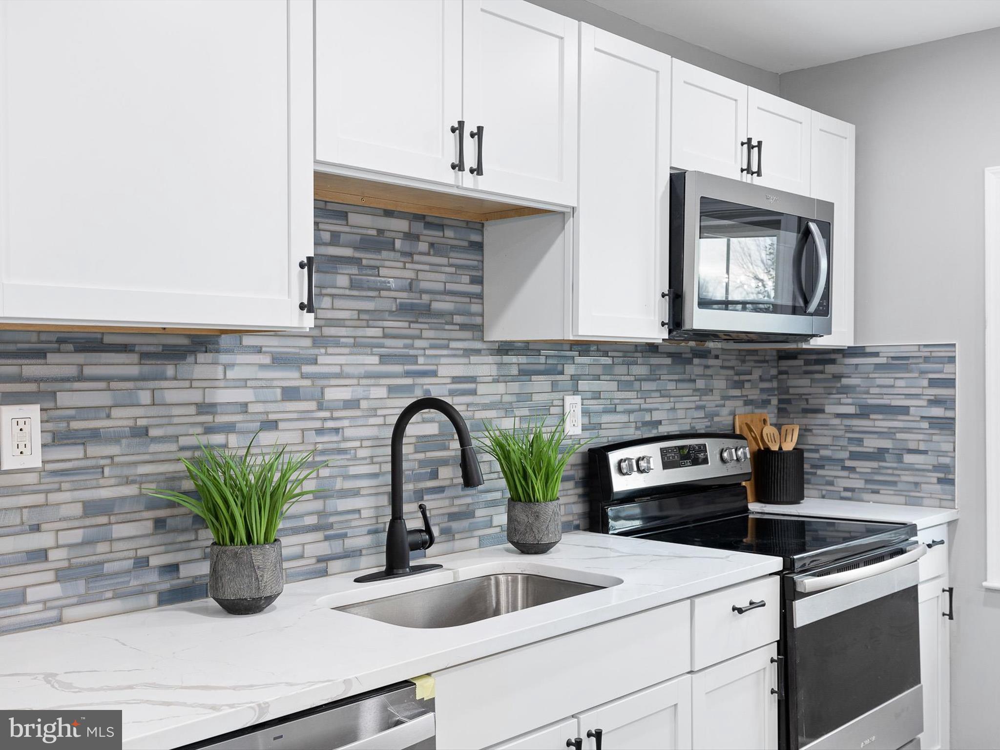 100 Anglin Drive Newark, DE 19713 - Photo 8 of 24