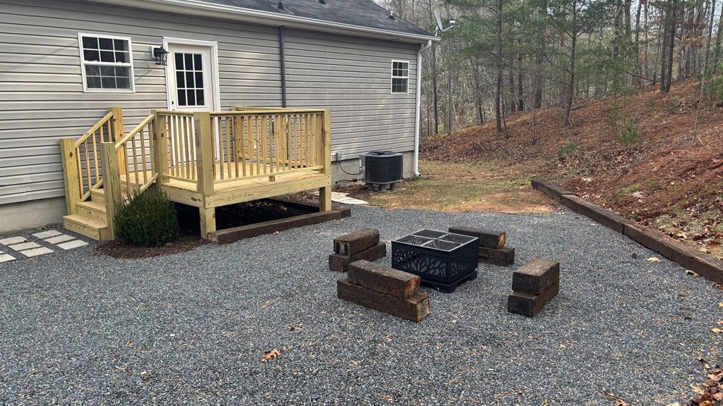 3229 Ivanhoe Road Fries, VA 24330 - Photo 7 of 25 Gallery Image 7