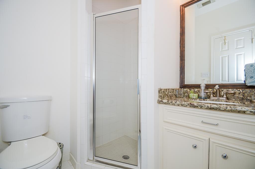 2022 Fairview Street Houston, TX 77019 - Photo 33 of 35