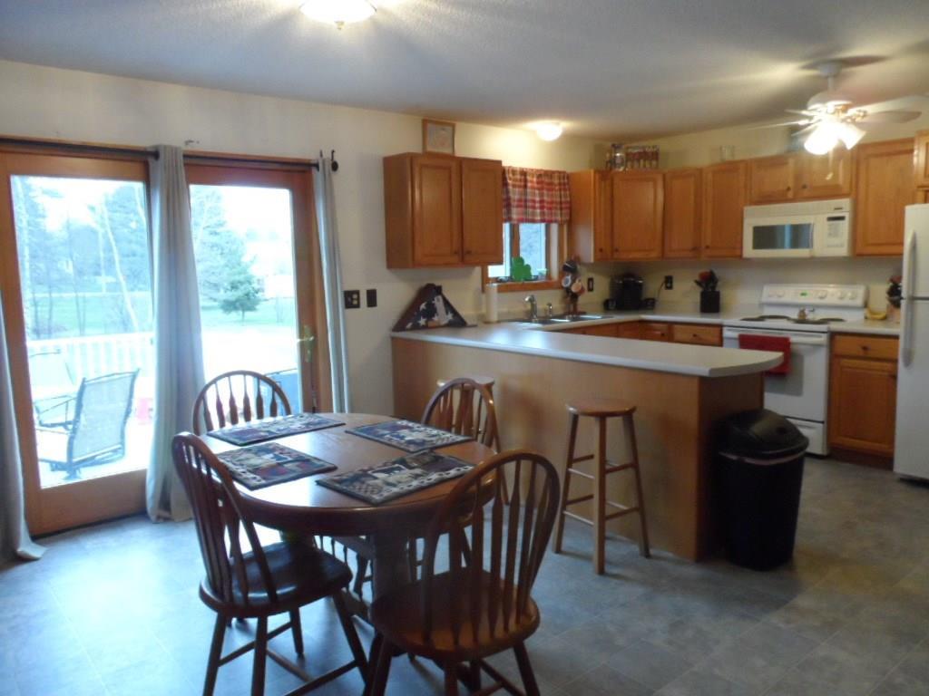 21 Danielle Avenue Waterville, ME 04901 - Photo 2 of 29 Photo