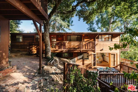 $1,699,000 | 517 Canon View Trail, Topanga, CA 90290