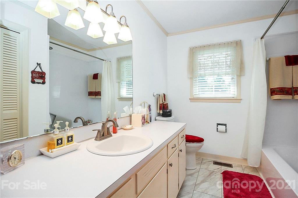 2207 Heavner Road Lincolnton, NC 28092 - Photo 20 of 38 Gallery Image 20