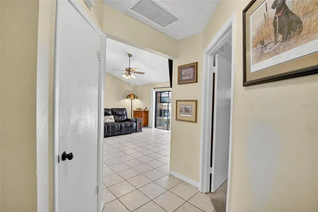 $450,000 | 1914 Coral Tree Court, Brandon, FL 33511